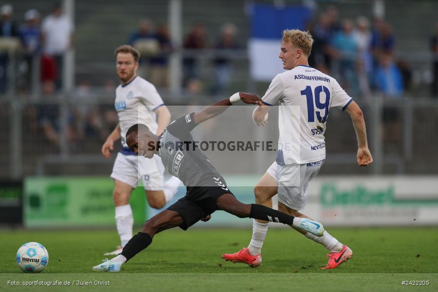 sport, action, Stadion am Schönbusch, SVW, SVA, SV Wacker Burghausen, SV Viktoria Aschaffenburg, Regionalliga Bayern, Fussball, BFV, Aschaffenburg, 26.07.2024, 2. Spieltag - Bild-ID: 2422205 sport, action, Stadion am Schönbusch, SVW, SVA, SV Wacker Burghausen, SV Viktoria Aschaffenburg, Regionalliga Bayern, Fussball, BFV, Aschaffenburg, 26.07.2024, 2. Spieltag - Bild-ID: 2422205