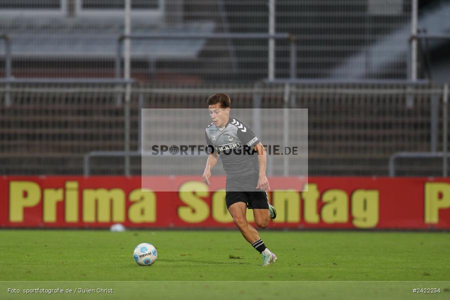 sport, action, Stadion am Schönbusch, SVW, SVA, SV Wacker Burghausen, SV Viktoria Aschaffenburg, Regionalliga Bayern, Fussball, BFV, Aschaffenburg, 26.07.2024, 2. Spieltag - Bild-ID: 2422234