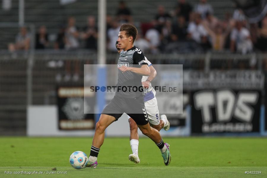 sport, action, Stadion am Schönbusch, SVW, SVA, SV Wacker Burghausen, SV Viktoria Aschaffenburg, Regionalliga Bayern, Fussball, BFV, Aschaffenburg, 26.07.2024, 2. Spieltag - Bild-ID: 2422239