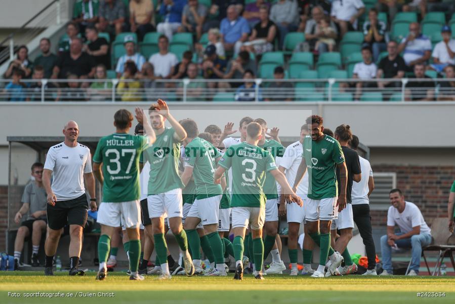 Willy-Sachs-Stadion, Schweinfurt, 02.08.2024, sport, action, Fussball, BFV, 3. Spieltag, Regionalliga Bayern, TSV, FCS, TSV Buchbach, 1. FC Schweinfurt 1905 - Bild-ID: 2423634