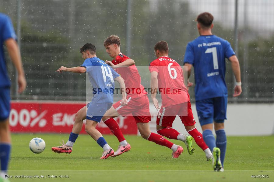 Sepp-Endres-Sportanlage, Würzburg, 03.08.2024, sport, action, Fussball, BFV, 4. Spieltag, Bayernliga Nord, SSV, WFV, SSV Jahn Regensburg II (U21), Würzburger FV 04 - Bild-ID: 2423932