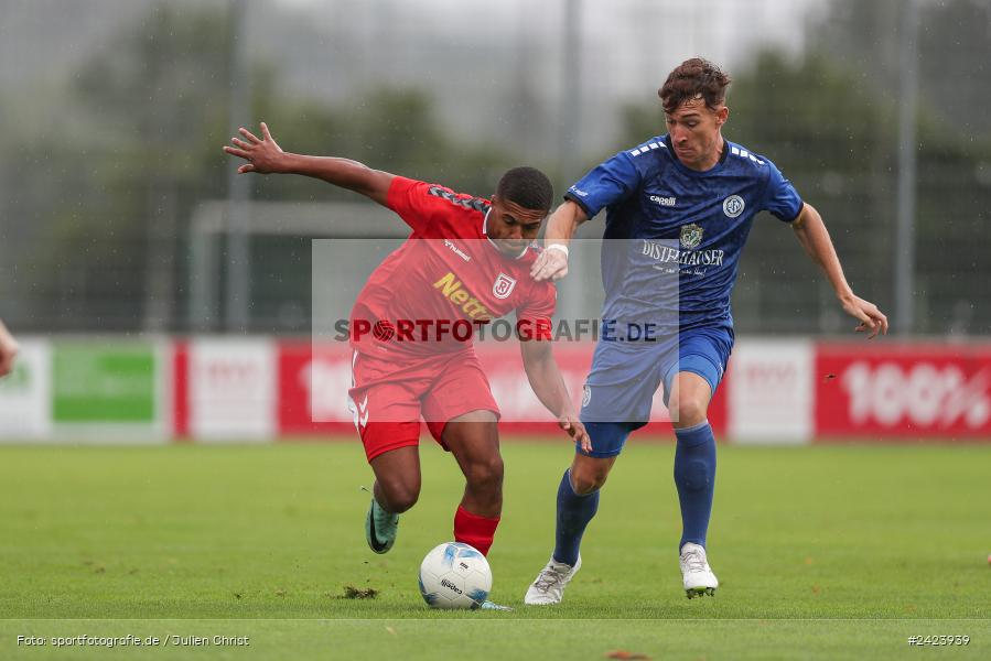 Sepp-Endres-Sportanlage, Würzburg, 03.08.2024, sport, action, Fussball, BFV, 4. Spieltag, Bayernliga Nord, SSV, WFV, SSV Jahn Regensburg II (U21), Würzburger FV 04 - Bild-ID: 2423939