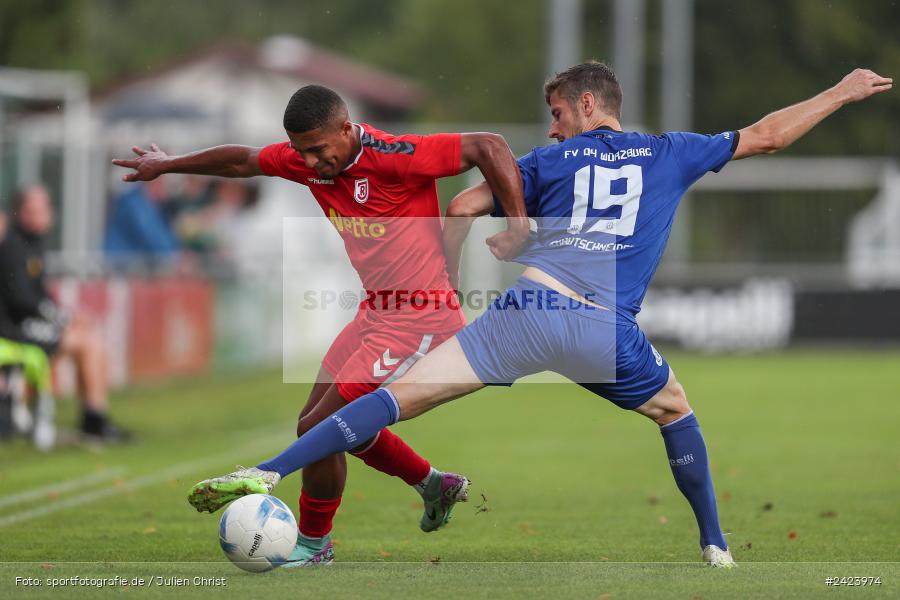 Sepp-Endres-Sportanlage, Würzburg, 03.08.2024, sport, action, Fussball, BFV, 4. Spieltag, Bayernliga Nord, SSV, WFV, SSV Jahn Regensburg II (U21), Würzburger FV 04 - Bild-ID: 2423974