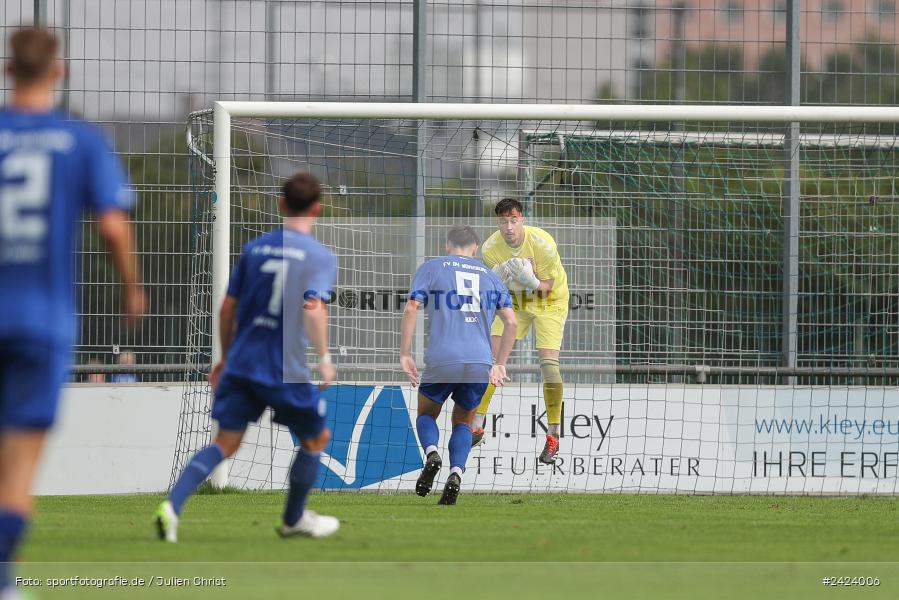 Sepp-Endres-Sportanlage, Würzburg, 03.08.2024, sport, action, Fussball, BFV, 4. Spieltag, Bayernliga Nord, SSV, WFV, SSV Jahn Regensburg II (U21), Würzburger FV 04 - Bild-ID: 2424006