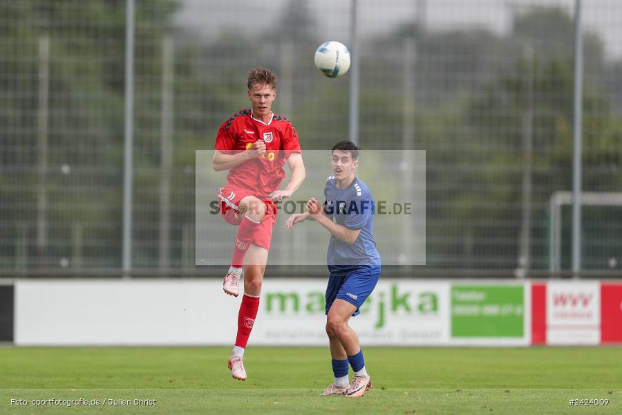 Sepp-Endres-Sportanlage, Würzburg, 03.08.2024, sport, action, Fussball, BFV, 4. Spieltag, Bayernliga Nord, SSV, WFV, SSV Jahn Regensburg II (U21), Würzburger FV 04 - Bild-ID: 2424009