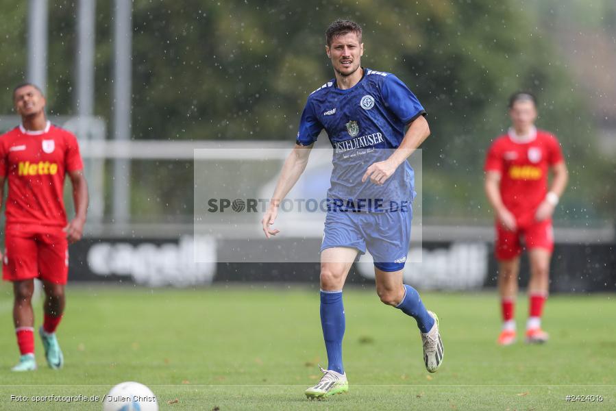 Sepp-Endres-Sportanlage, Würzburg, 03.08.2024, sport, action, Fussball, BFV, 4. Spieltag, Bayernliga Nord, SSV, WFV, SSV Jahn Regensburg II (U21), Würzburger FV 04 - Bild-ID: 2424016