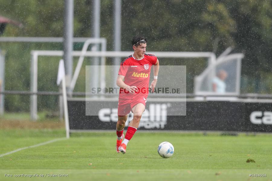 Sepp-Endres-Sportanlage, Würzburg, 03.08.2024, sport, action, Fussball, BFV, 4. Spieltag, Bayernliga Nord, SSV, WFV, SSV Jahn Regensburg II (U21), Würzburger FV 04 - Bild-ID: 2424024