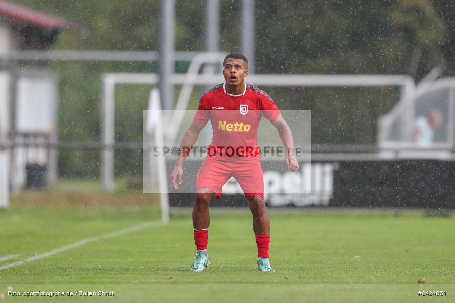 Sepp-Endres-Sportanlage, Würzburg, 03.08.2024, sport, action, Fussball, BFV, 4. Spieltag, Bayernliga Nord, SSV, WFV, SSV Jahn Regensburg II (U21), Würzburger FV 04 - Bild-ID: 2424031