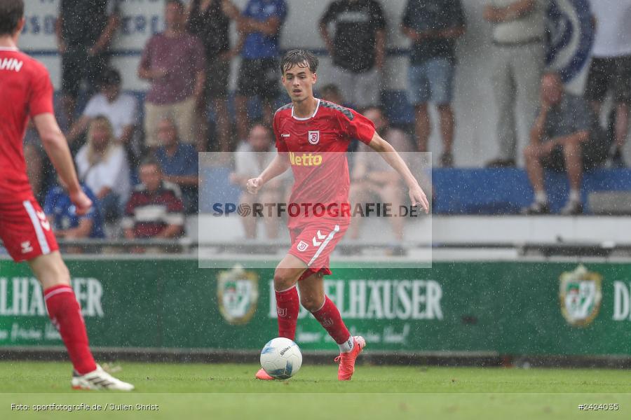 Sepp-Endres-Sportanlage, Würzburg, 03.08.2024, sport, action, Fussball, BFV, 4. Spieltag, Bayernliga Nord, SSV, WFV, SSV Jahn Regensburg II (U21), Würzburger FV 04 - Bild-ID: 2424035