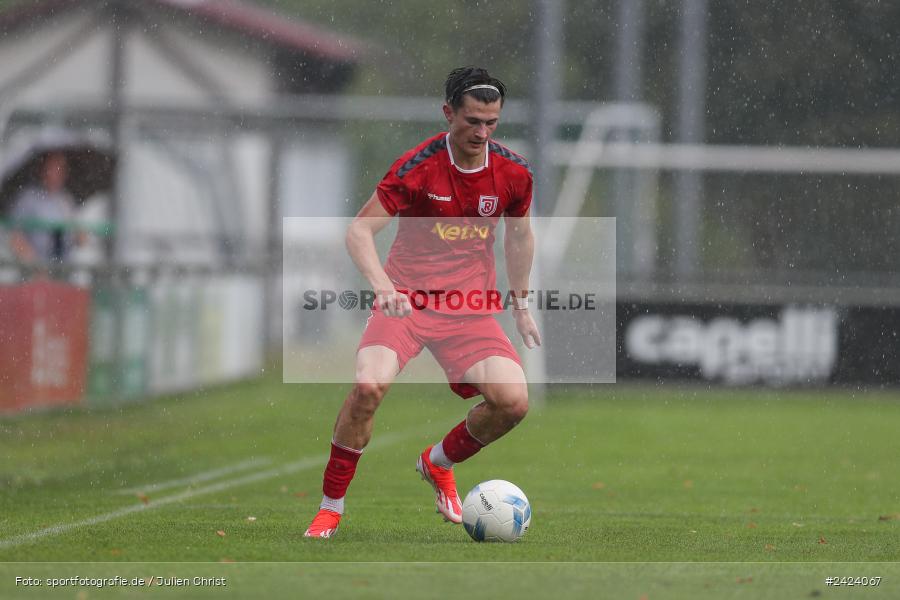 Sepp-Endres-Sportanlage, Würzburg, 03.08.2024, sport, action, Fussball, BFV, 4. Spieltag, Bayernliga Nord, SSV, WFV, SSV Jahn Regensburg II (U21), Würzburger FV 04 - Bild-ID: 2424067