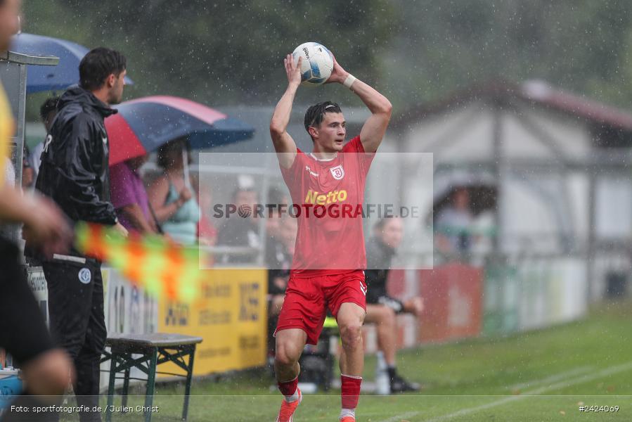 Sepp-Endres-Sportanlage, Würzburg, 03.08.2024, sport, action, Fussball, BFV, 4. Spieltag, Bayernliga Nord, SSV, WFV, SSV Jahn Regensburg II (U21), Würzburger FV 04 - Bild-ID: 2424069