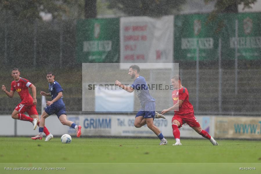 Sepp-Endres-Sportanlage, Würzburg, 03.08.2024, sport, action, Fussball, BFV, 4. Spieltag, Bayernliga Nord, SSV, WFV, SSV Jahn Regensburg II (U21), Würzburger FV 04 - Bild-ID: 2424074