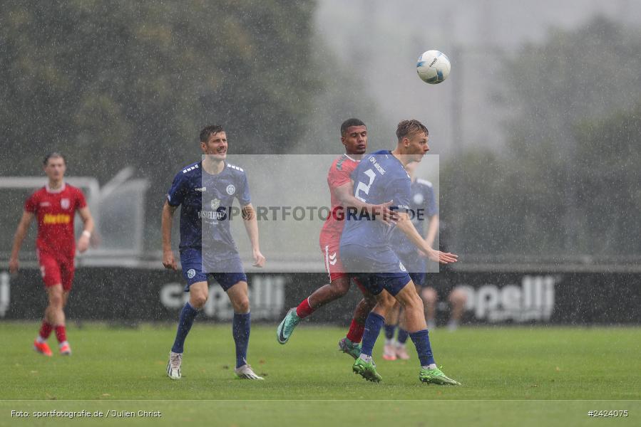 Sepp-Endres-Sportanlage, Würzburg, 03.08.2024, sport, action, Fussball, BFV, 4. Spieltag, Bayernliga Nord, SSV, WFV, SSV Jahn Regensburg II (U21), Würzburger FV 04 - Bild-ID: 2424075
