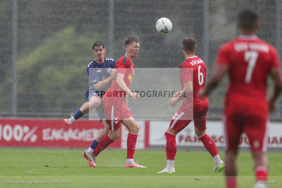 Sepp-Endres-Sportanlage, Würzburg, 03.08.2024, sport, action, Fussball, BFV, 4. Spieltag, Bayernliga Nord, SSV, WFV, SSV Jahn Regensburg II (U21), Würzburger FV 04 - Bild-ID: 2424082