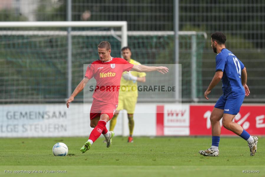Sepp-Endres-Sportanlage, Würzburg, 03.08.2024, sport, action, Fussball, BFV, 4. Spieltag, Bayernliga Nord, SSV, WFV, SSV Jahn Regensburg II (U21), Würzburger FV 04 - Bild-ID: 2424090