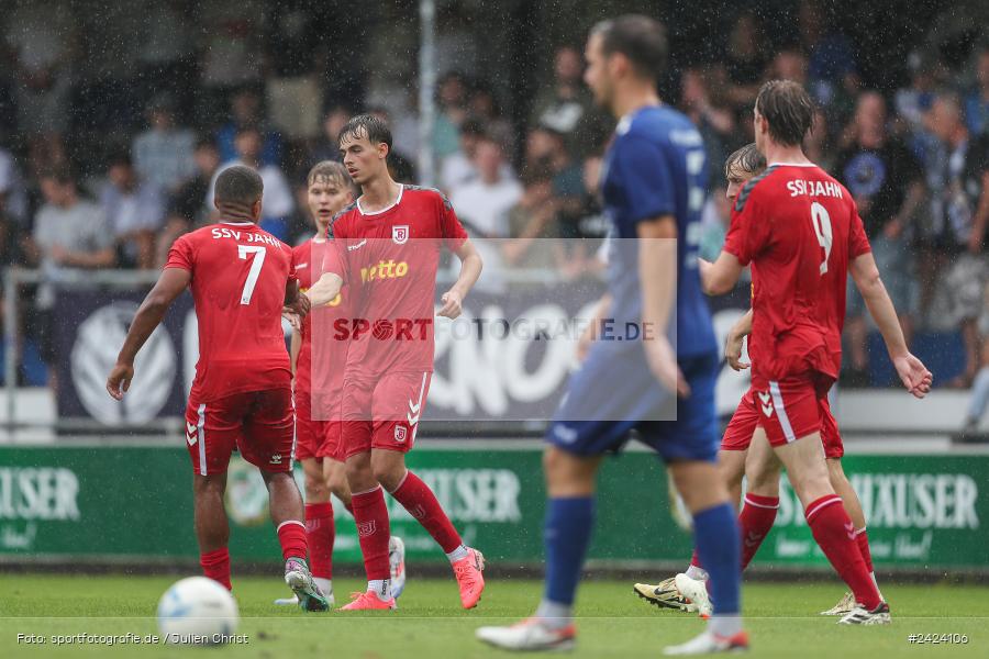 Sepp-Endres-Sportanlage, Würzburg, 03.08.2024, sport, action, Fussball, BFV, 4. Spieltag, Bayernliga Nord, SSV, WFV, SSV Jahn Regensburg II (U21), Würzburger FV 04 - Bild-ID: 2424106