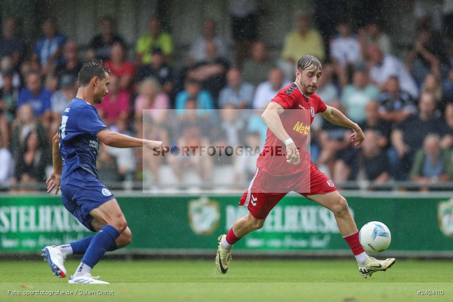 Sepp-Endres-Sportanlage, Würzburg, 03.08.2024, sport, action, Fussball, BFV, 4. Spieltag, Bayernliga Nord, SSV, WFV, SSV Jahn Regensburg II (U21), Würzburger FV 04 - Bild-ID: 2424110