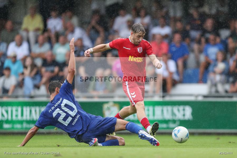Sepp-Endres-Sportanlage, Würzburg, 03.08.2024, sport, action, Fussball, BFV, 4. Spieltag, Bayernliga Nord, SSV, WFV, SSV Jahn Regensburg II (U21), Würzburger FV 04 - Bild-ID: 2424111