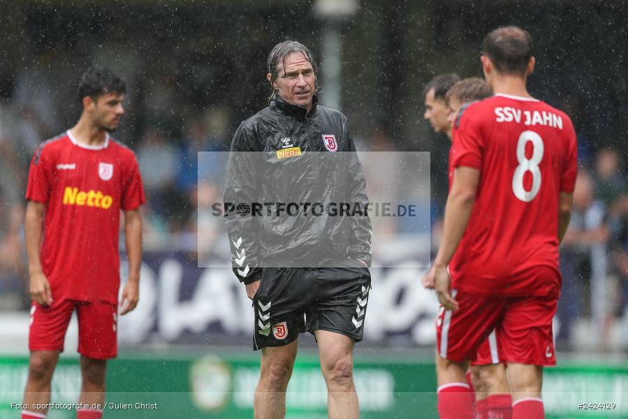 Sepp-Endres-Sportanlage, Würzburg, 03.08.2024, sport, action, Fussball, BFV, 4. Spieltag, Bayernliga Nord, SSV, WFV, SSV Jahn Regensburg II (U21), Würzburger FV 04 - Bild-ID: 2424129