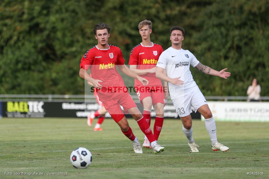 Fundamentum Sportpark, Karlburg, 09.08.2024, sport, action, BFV, Fussball, 5. Spieltag, Bayernliga Nord, SSV, TSV, SSV Jahn Regensburg II (U21), TSV Karlburg - Bild-ID: 2425318