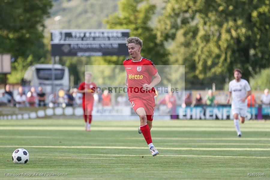 Fundamentum Sportpark, Karlburg, 09.08.2024, sport, action, BFV, Fussball, 5. Spieltag, Bayernliga Nord, SSV, TSV, SSV Jahn Regensburg II (U21), TSV Karlburg - Bild-ID: 2425338