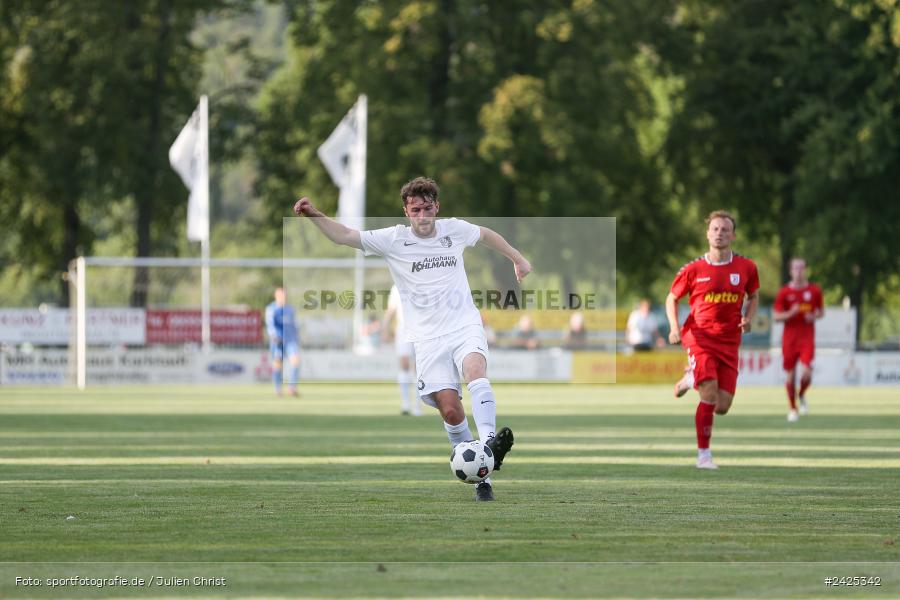 Fundamentum Sportpark, Karlburg, 09.08.2024, sport, action, BFV, Fussball, 5. Spieltag, Bayernliga Nord, SSV, TSV, SSV Jahn Regensburg II (U21), TSV Karlburg - Bild-ID: 2425342
