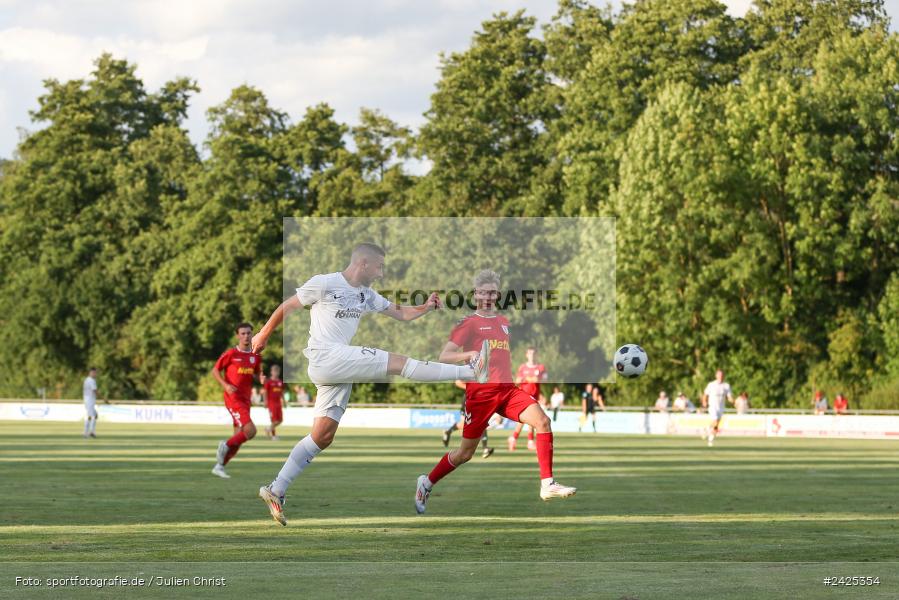 Fundamentum Sportpark, Karlburg, 09.08.2024, sport, action, BFV, Fussball, 5. Spieltag, Bayernliga Nord, SSV, TSV, SSV Jahn Regensburg II (U21), TSV Karlburg - Bild-ID: 2425354
