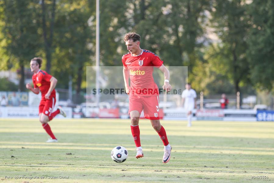Fundamentum Sportpark, Karlburg, 09.08.2024, sport, action, BFV, Fussball, 5. Spieltag, Bayernliga Nord, SSV, TSV, SSV Jahn Regensburg II (U21), TSV Karlburg - Bild-ID: 2425356