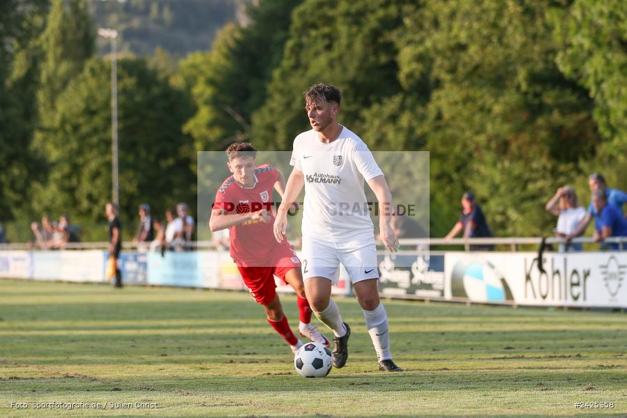 Fundamentum Sportpark, Karlburg, 09.08.2024, sport, action, BFV, Fussball, 5. Spieltag, Bayernliga Nord, SSV, TSV, SSV Jahn Regensburg II (U21), TSV Karlburg - Bild-ID: 2425358