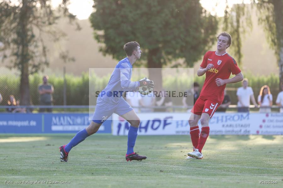 Fundamentum Sportpark, Karlburg, 09.08.2024, sport, action, BFV, Fussball, 5. Spieltag, Bayernliga Nord, SSV, TSV, SSV Jahn Regensburg II (U21), TSV Karlburg - Bild-ID: 2425364