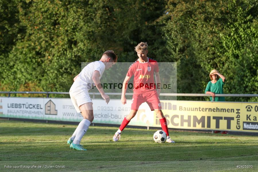 Fundamentum Sportpark, Karlburg, 09.08.2024, sport, action, BFV, Fussball, 5. Spieltag, Bayernliga Nord, SSV, TSV, SSV Jahn Regensburg II (U21), TSV Karlburg - Bild-ID: 2425370