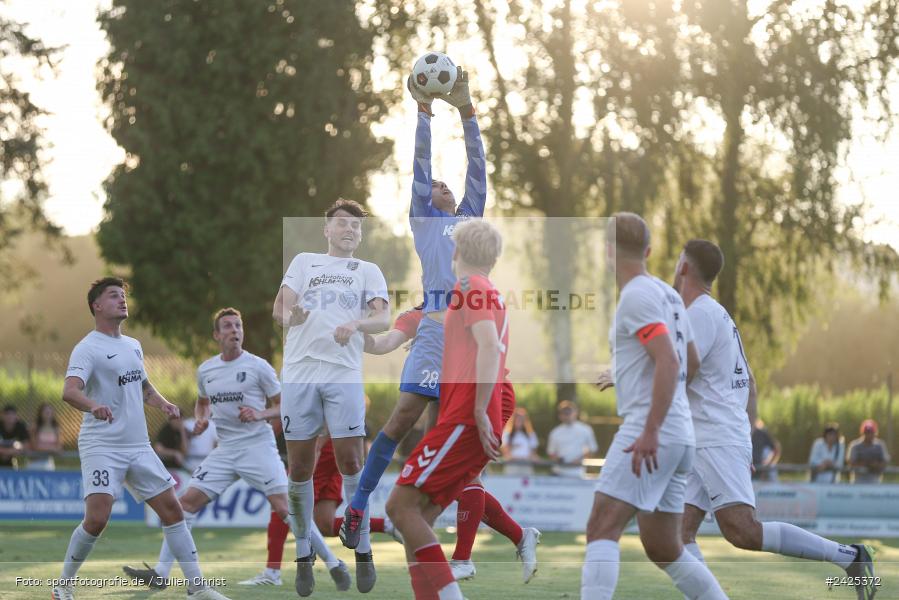 Fundamentum Sportpark, Karlburg, 09.08.2024, sport, action, BFV, Fussball, 5. Spieltag, Bayernliga Nord, SSV, TSV, SSV Jahn Regensburg II (U21), TSV Karlburg - Bild-ID: 2425372