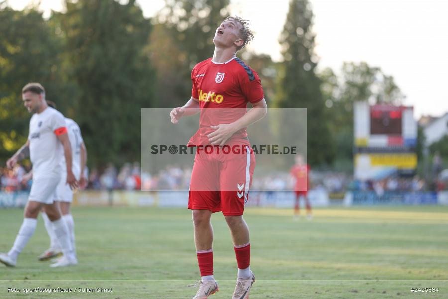 Fundamentum Sportpark, Karlburg, 09.08.2024, sport, action, BFV, Fussball, 5. Spieltag, Bayernliga Nord, SSV, TSV, SSV Jahn Regensburg II (U21), TSV Karlburg - Bild-ID: 2425384