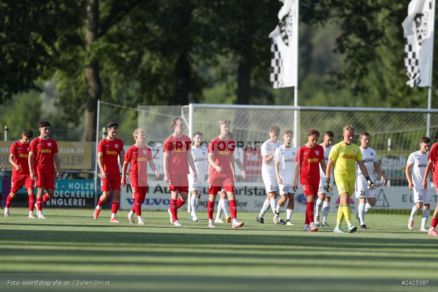 Fundamentum Sportpark, Karlburg, 09.08.2024, sport, action, BFV, Fussball, 5. Spieltag, Bayernliga Nord, SSV, TSV, SSV Jahn Regensburg II (U21), TSV Karlburg - Bild-ID: 2425387