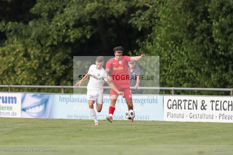 Fundamentum Sportpark, Karlburg, 09.08.2024, sport, action, BFV, Fussball, 5. Spieltag, Bayernliga Nord, SSV, TSV, SSV Jahn Regensburg II (U21), TSV Karlburg - Bild-ID: 2425414
