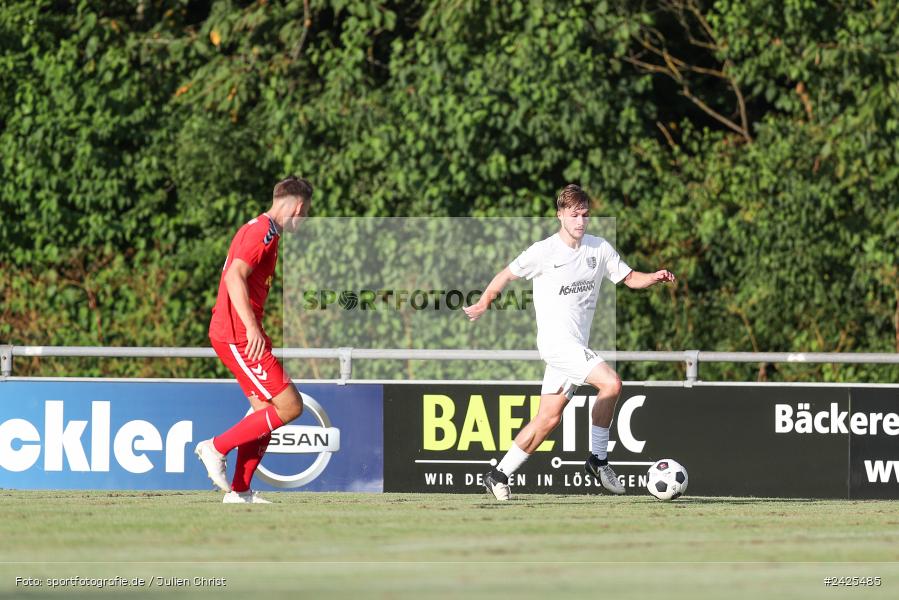 Fundamentum Sportpark, Karlburg, 09.08.2024, sport, action, BFV, Fussball, 5. Spieltag, Bayernliga Nord, SSV, TSV, SSV Jahn Regensburg II (U21), TSV Karlburg - Bild-ID: 2425485