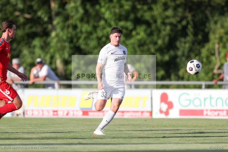 Fundamentum Sportpark, Karlburg, 09.08.2024, sport, action, BFV, Fussball, 5. Spieltag, Bayernliga Nord, SSV, TSV, SSV Jahn Regensburg II (U21), TSV Karlburg - Bild-ID: 2425495