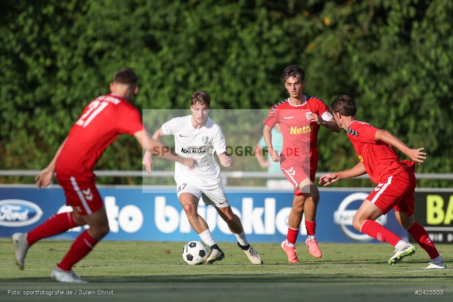 Fundamentum Sportpark, Karlburg, 09.08.2024, sport, action, BFV, Fussball, 5. Spieltag, Bayernliga Nord, SSV, TSV, SSV Jahn Regensburg II (U21), TSV Karlburg - Bild-ID: 2425503