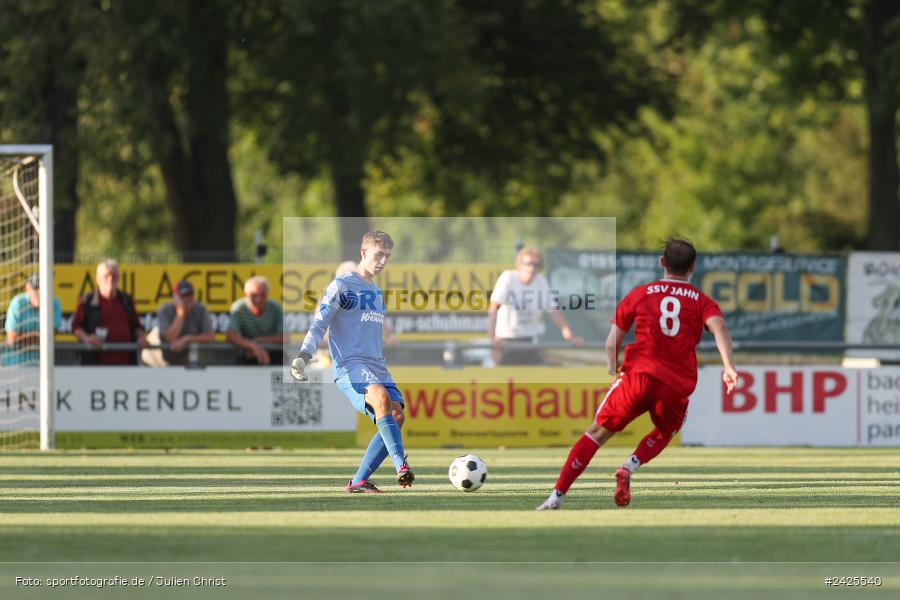 Fundamentum Sportpark, Karlburg, 09.08.2024, sport, action, BFV, Fussball, 5. Spieltag, Bayernliga Nord, SSV, TSV, SSV Jahn Regensburg II (U21), TSV Karlburg - Bild-ID: 2425540