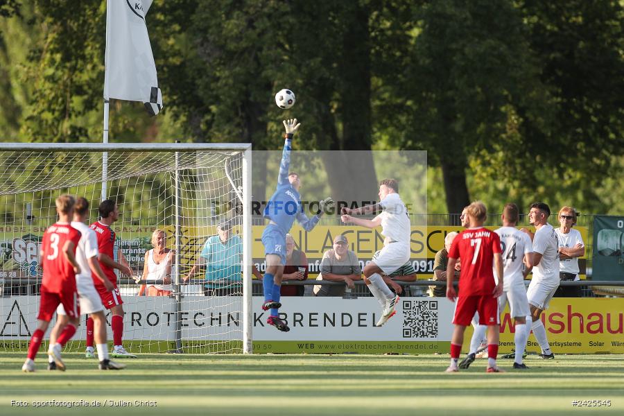 Fundamentum Sportpark, Karlburg, 09.08.2024, sport, action, BFV, Fussball, 5. Spieltag, Bayernliga Nord, SSV, TSV, SSV Jahn Regensburg II (U21), TSV Karlburg - Bild-ID: 2425545