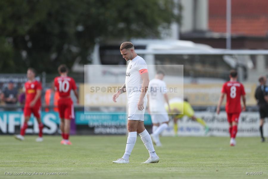 Fundamentum Sportpark, Karlburg, 09.08.2024, sport, action, BFV, Fussball, 5. Spieltag, Bayernliga Nord, SSV, TSV, SSV Jahn Regensburg II (U21), TSV Karlburg - Bild-ID: 2425557