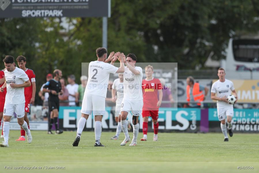 Fundamentum Sportpark, Karlburg, 09.08.2024, sport, action, BFV, Fussball, 5. Spieltag, Bayernliga Nord, SSV, TSV, SSV Jahn Regensburg II (U21), TSV Karlburg - Bild-ID: 2425566