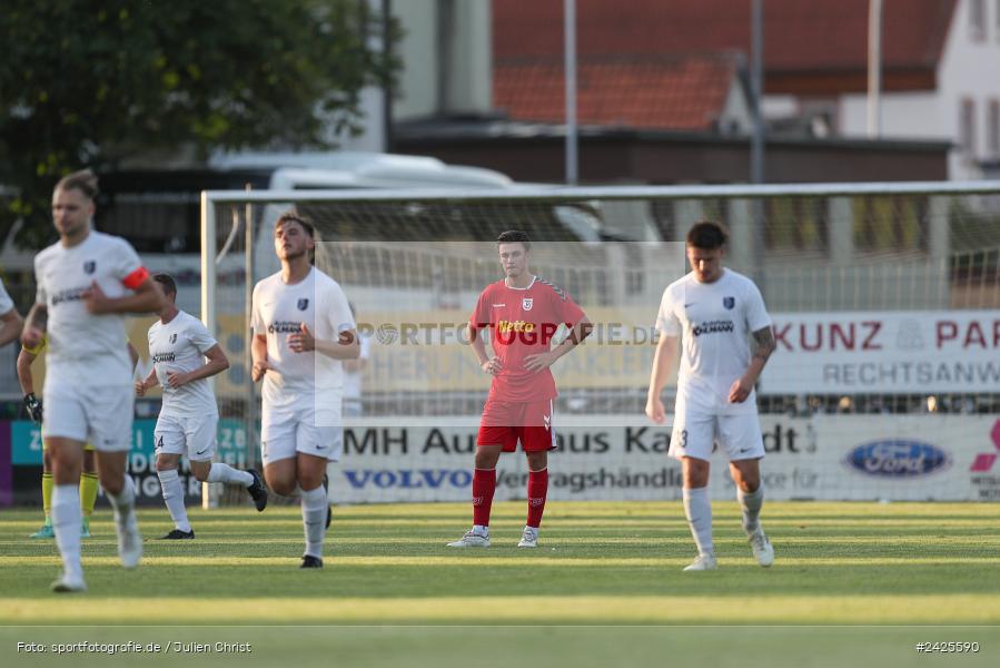 Fundamentum Sportpark, Karlburg, 09.08.2024, sport, action, BFV, Fussball, 5. Spieltag, Bayernliga Nord, SSV, TSV, SSV Jahn Regensburg II (U21), TSV Karlburg - Bild-ID: 2425590