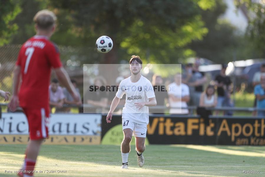 Fundamentum Sportpark, Karlburg, 09.08.2024, sport, action, BFV, Fussball, 5. Spieltag, Bayernliga Nord, SSV, TSV, SSV Jahn Regensburg II (U21), TSV Karlburg - Bild-ID: 2425600