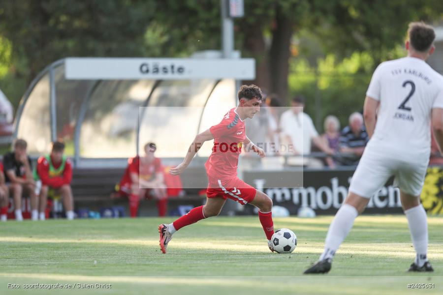 Fundamentum Sportpark, Karlburg, 09.08.2024, sport, action, BFV, Fussball, 5. Spieltag, Bayernliga Nord, SSV, TSV, SSV Jahn Regensburg II (U21), TSV Karlburg - Bild-ID: 2425631