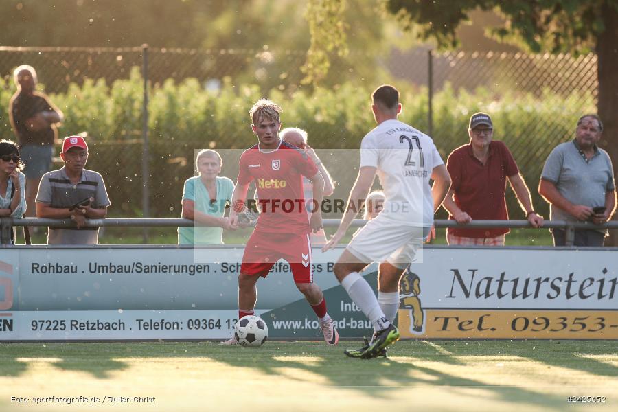 Fundamentum Sportpark, Karlburg, 09.08.2024, sport, action, BFV, Fussball, 5. Spieltag, Bayernliga Nord, SSV, TSV, SSV Jahn Regensburg II (U21), TSV Karlburg - Bild-ID: 2425652