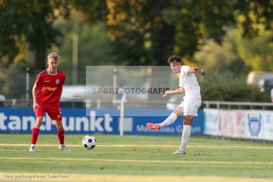 Fundamentum Sportpark, Karlburg, 09.08.2024, sport, action, BFV, Fussball, 5. Spieltag, Bayernliga Nord, SSV, TSV, SSV Jahn Regensburg II (U21), TSV Karlburg - Bild-ID: 2425656
