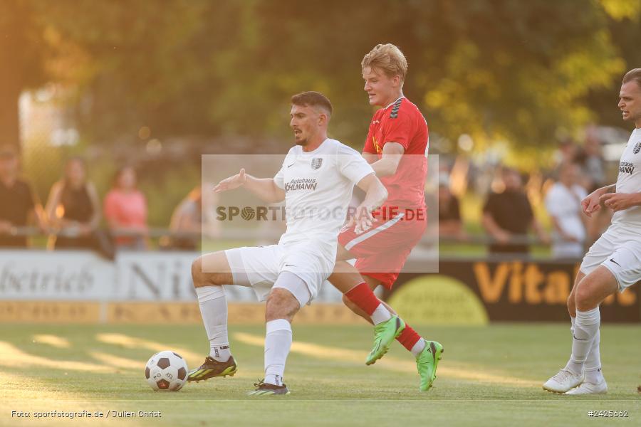 Fundamentum Sportpark, Karlburg, 09.08.2024, sport, action, BFV, Fussball, 5. Spieltag, Bayernliga Nord, SSV, TSV, SSV Jahn Regensburg II (U21), TSV Karlburg - Bild-ID: 2425662
