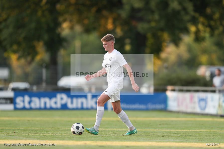 Fundamentum Sportpark, Karlburg, 09.08.2024, sport, action, BFV, Fussball, 5. Spieltag, Bayernliga Nord, SSV, TSV, SSV Jahn Regensburg II (U21), TSV Karlburg - Bild-ID: 2425677