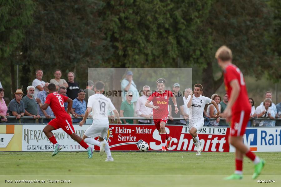 Fundamentum Sportpark, Karlburg, 09.08.2024, sport, action, BFV, Fussball, 5. Spieltag, Bayernliga Nord, SSV, TSV, SSV Jahn Regensburg II (U21), TSV Karlburg - Bild-ID: 2425694